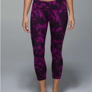 Lululemon Wunder Under Crop II size 4